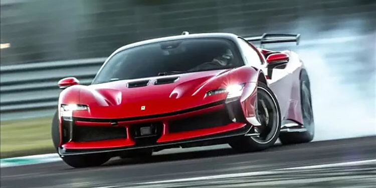 فيراري تعلن إنتاج أول سيارة كهربائية بأعلى صوت موتور