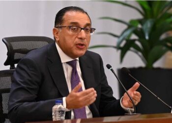 رئيس الوزراء يُتابع جهود اللجنة الطبية العليا والاستغاثات خلال مايو الماضي