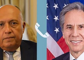 وزير الخارجية يتلقى اتصالاً من نظيره الأمريكي