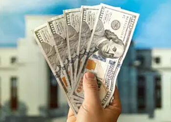 الدولار يرتفع 0.6% خلال التداولات العالمية هذا الأسبوع.. اعرف التفاصيل
