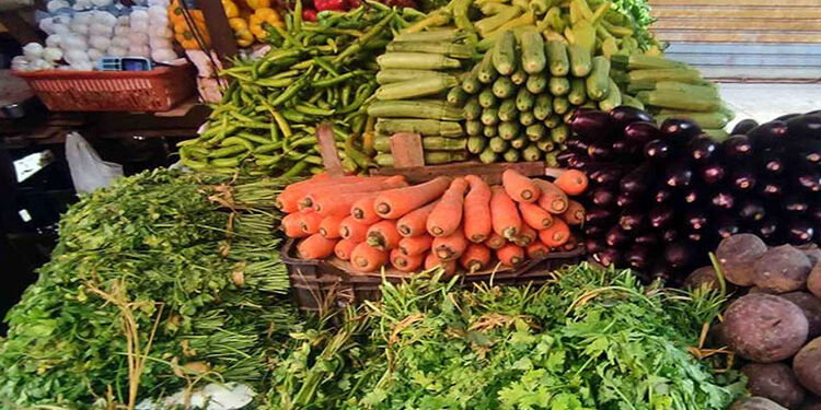 أسعار الخضار والفاكهة اليوم الأحد