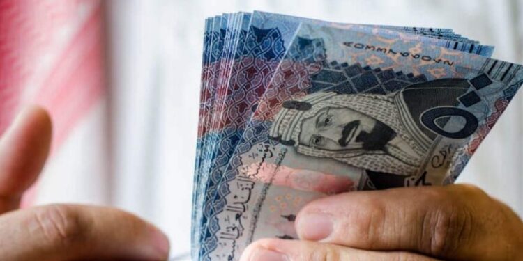 سعر الريال السعودي أمام الجنيه اليوم الأحد