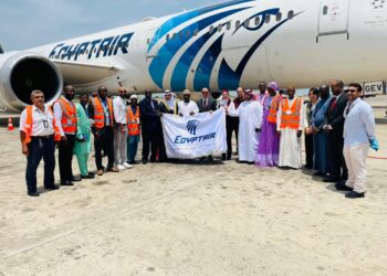 إشادة من غينيا لوزارة الطيران بالجهود الداعمة لشركة مصر للطيران بنقل حجاج كوناكري