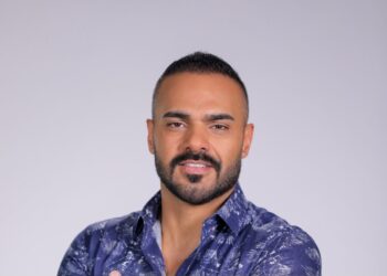 جوزيف عطية يتألق بصوته وحضوره في “كاربول كاريوكي”