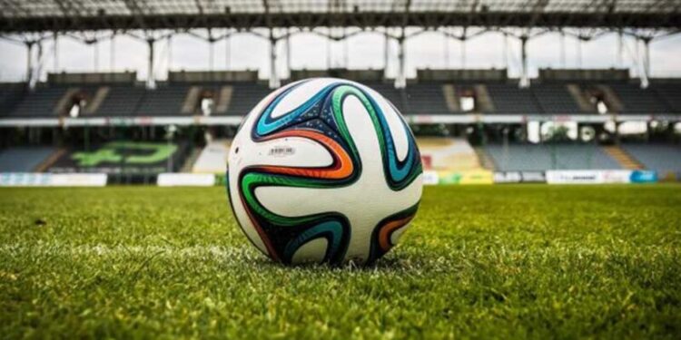 مواعيد مباريات اليوم الأحد والقنوات الناقلة