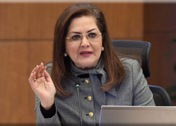 وزارة التخطيط تستعرض خطة المواطن الاستثمارية لمحافظة أسوان لعام 23/2024