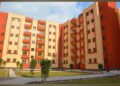 وزير الإسكان يشدد على تسليم الوحدات السكنية للعملاء المقبولين في مواعيدها المقررة