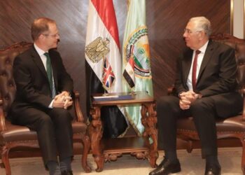 وزير الزراعة يلتقى سفير بريطانيا في القاهرة ويبحث معه التعاون بين البلدين