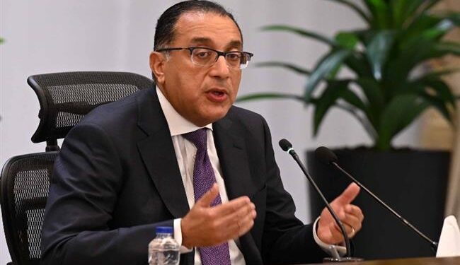 رئيس الوزراء يتابع جهود دعم وتعزيز مشاركة القطاع الخاص في مجال إنتاج الطاقة المتجددة