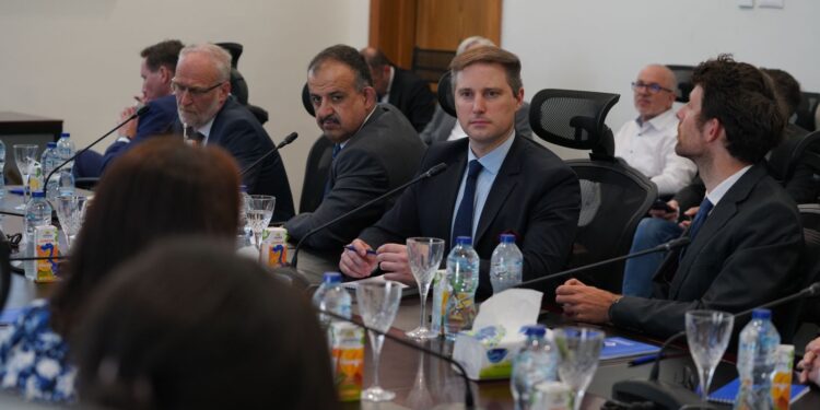 جامعة مصر للمعلوماتية تستقبل وفود من أسترازينيكا العالمية وقادة الأوساط الأكاديمية والصناعية بالمجر