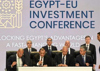 رئيس الوزراء يشهد توقيع اتفاقية لإنشاء مركز دولي للهيدروجين الأخضر