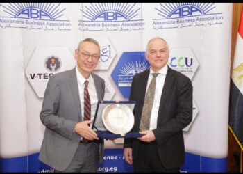 “رجال أعمال إسكندرية” تبحث مع سفير أستراليا فرص الاستثمار