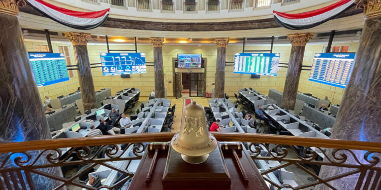 تراجع جماعى لمؤشرات البورصة ورأس المال السوقى يخسر 6.2 مليار جنيه