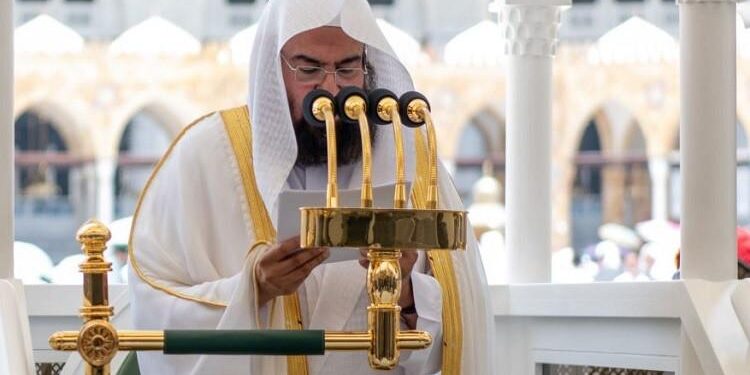 السديس إماماً لصلاة عيد الأضحى في المسجد الحرام