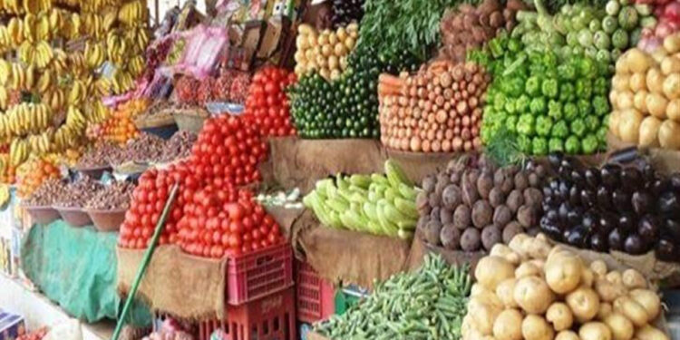 أسعار الخضار والفاكهة اليوم الخميس