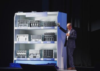 شركة Intel تكشف عن أحدث ابتكاراتها في مجال الذكاء الاصطناعي خلال معرض كمبيوتكس 2024