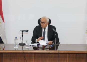 وزير التربية والتعليم يستعرض استعدادات امتحانات الثانوية العامة وعدد من الملفات