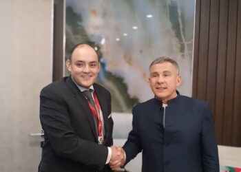 وزير التجارة يبحث مع رئيس جمهورية تتارستان نتائج زيارة وفد الأعمال التتاري لمصر