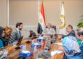 البيئة وبنك التنمية الأفريقي يبحثان التعاون لتعزيز إشراك القطاع الخاص في “الصناعة الخضراء”