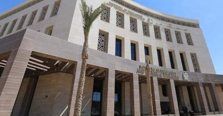 وزارة التربية والتعليم تستعرض تقرير غرفة العمليات في خامس أيام امتحانات الثانوية
