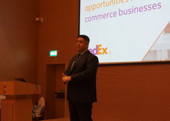 فيديكس تعزز  فرص الاتصال العالمي للشركات في الشارقة