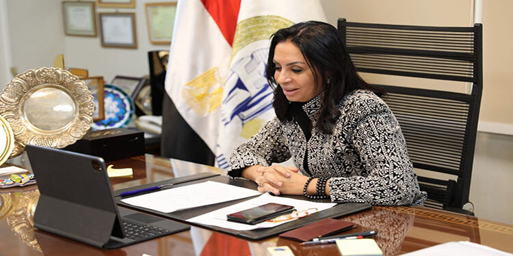 وزيرة التضامن تعقد سلسلة من الاجتماعات المكثفة لمتابعة سير العمل ببرامج ومشاريع الوزارة المختلفة