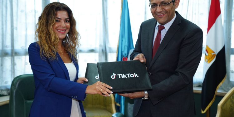 تعاون بين تيك توك ونقابة الصحفيين لتعزيز الوعي الرقمي