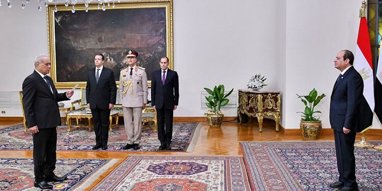 السيسي يشهد أداء حلف اليمين لرئيسي مجلس الدولة والنيابة الإدارية