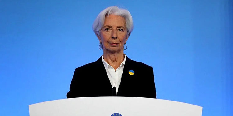 رئيسة البنك المركزي الأوروبي : خفض الفائدة مجددا ليس أمرا مُلحا