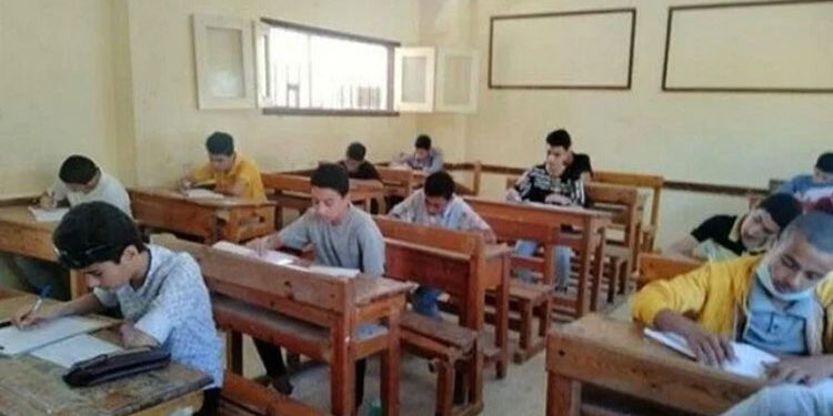 غش إلكترونى.. تسريب أسئلة علم النفس والاجتماع بعد بدأ الامتحان
