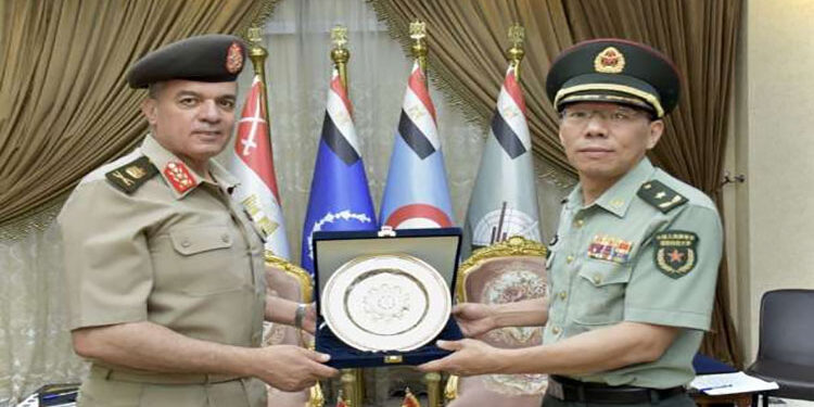 الكلية العسكرية التكنولوجية تستقبل وفدا من جامعة العلوم للدفاع الصينية