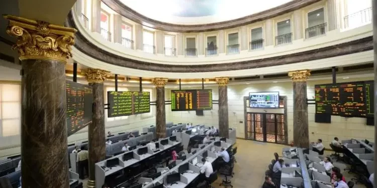 هبوط مؤشرات البورصة بختام تعاملات جلسة الأربعاء ورأس المال يفقد 10مليار جنيه