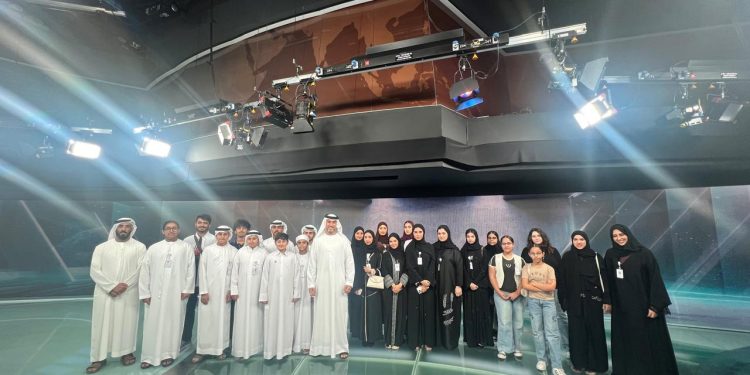 المستكشف.. تجارب شيقة في أروقة دبي للإعلام