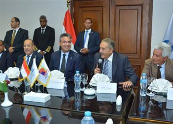 وزير التموين والتجارة الداخلية يلتقى رئيس الاتحاد العام للغرف التجارية المصرية