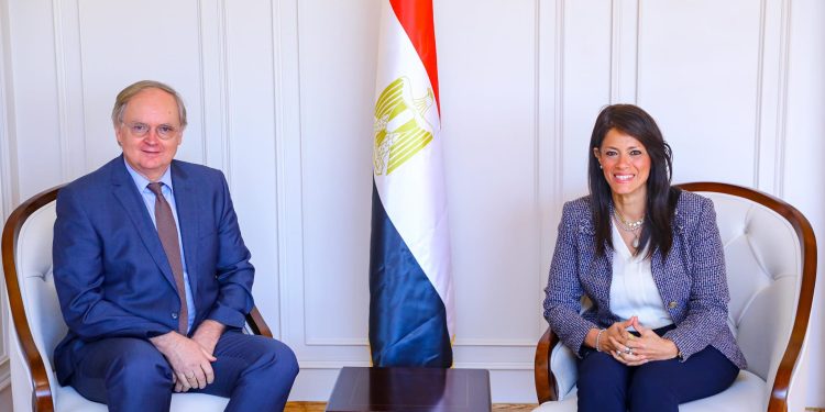 وزيرة التخطيط تبحث مع سفير الاتحاد الأوروبي إجراءات الإصلاح الهيكلي الجاري تنفيذها