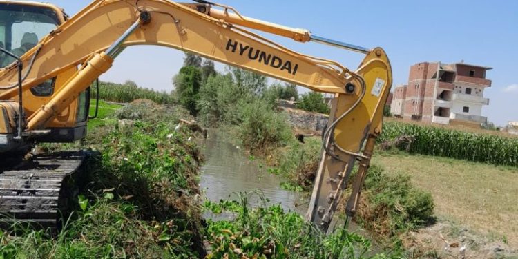 الزراعة” تواصل حملات تطهير المساقي الخصوصية على مستوى الجمهورية