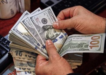 أسعار الدولار في مصر اليوم الأحد