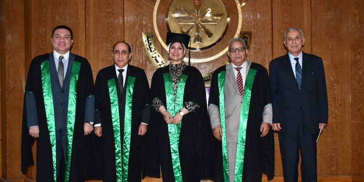 كلية الدفاع الوطني تمنح درجة الماجستير للباحثة شيماء شوشة