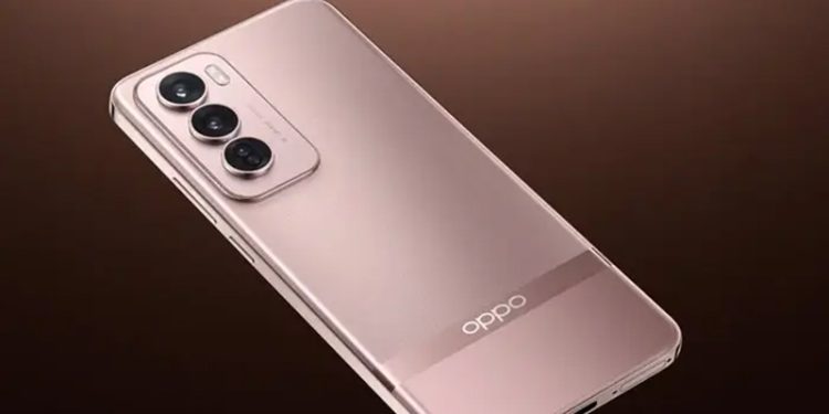 أوبو تطلق طرازا مميزا من Reno 12 Pro