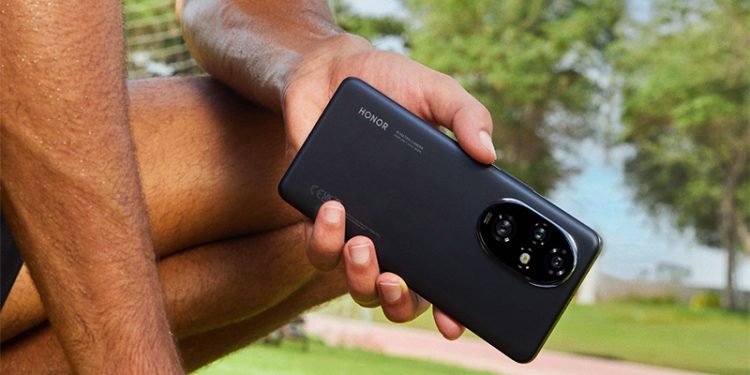 إطلاق سلسلة HONOR 200 بشكل رسمي للبيع