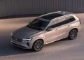 فولفو تقدم نسختها المطورة من XC90 بقدرات كهربائية