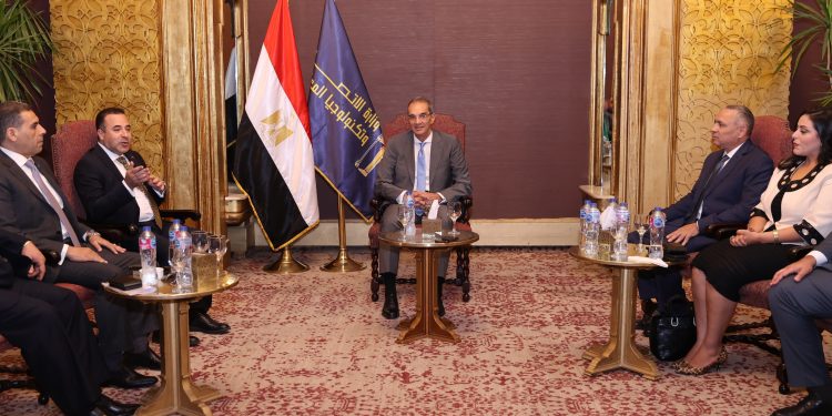 طلعت: “الاتصالات” تحول لقطاع إنتاجي بزيادة الصادرات الرقمية وخلق فرص عمل