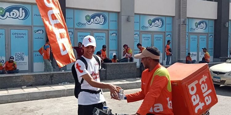 طلبات تخصص يوما شهريا لتكريم 100 مندوب توصيل