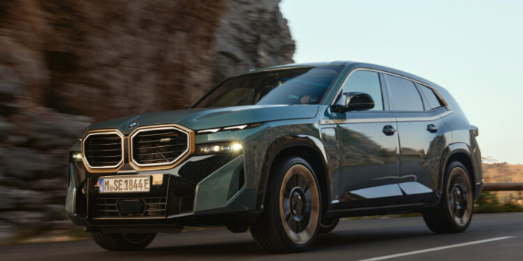 بي إم دبليو تفاجئ محبيها بإطلاق 30 سيارة M2 بمحرك مانيوال