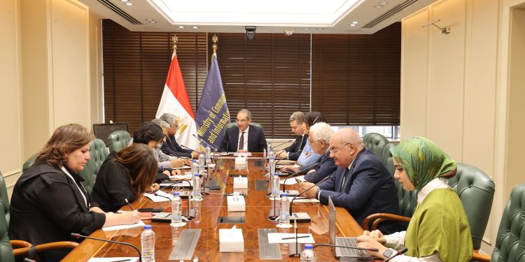 وزير الاتصالات يبحث مع برنامج الأمم المتحدة الإنمائى تعزيز التعاون فى مجالات الذكاء الاصطناعى