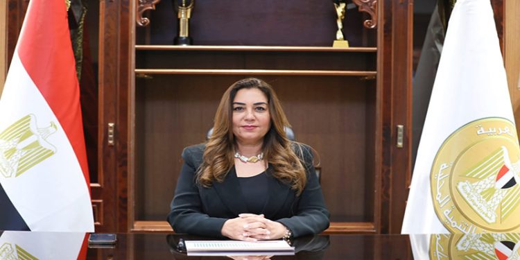 وزيرة التنمية تستعرض جهود الوزارة لتحقيق التنمية الشاملة والمستدامة بمحافظتي شمال وجنوب سيناء