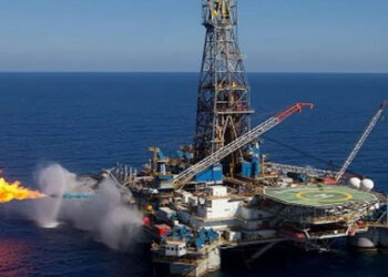 جولدمان ساكس يتوقع استقرار أسعار النفط عند 76 دولارًا للبرميل في عام 2025