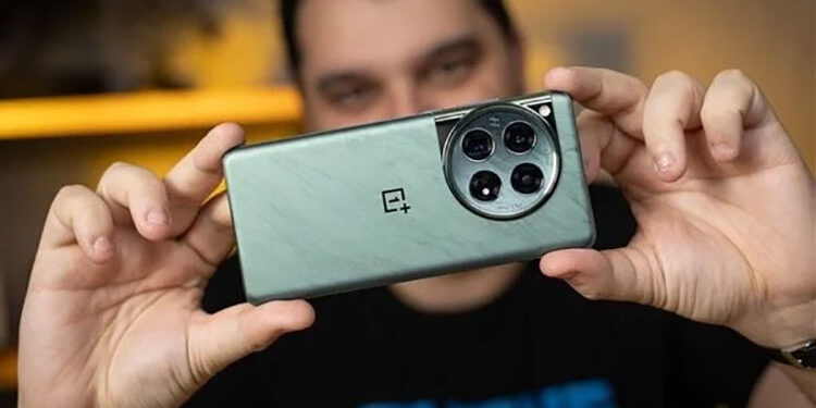 مواصفات رائدة بهاتف OnePlus 13 المنتظر