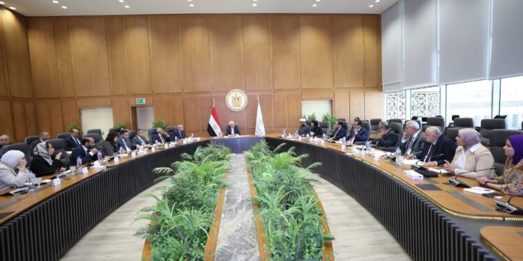 وزير التعليم العالي يرأس الاجتماع التنسيقي لتنظيم المُنتدى الدولي لمكتبة الإسكندرية