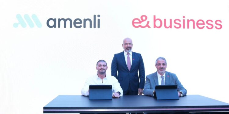 جيتكس 2024.. إي آند بيزنس تتعاون مع IBM وفيزيتا وأمنلي و UNLOCK لتقديم حلول تكنولوجية متكاملة لقطاع الأعمال